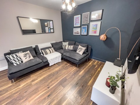 View Full Details for 6DE, L6 6DE