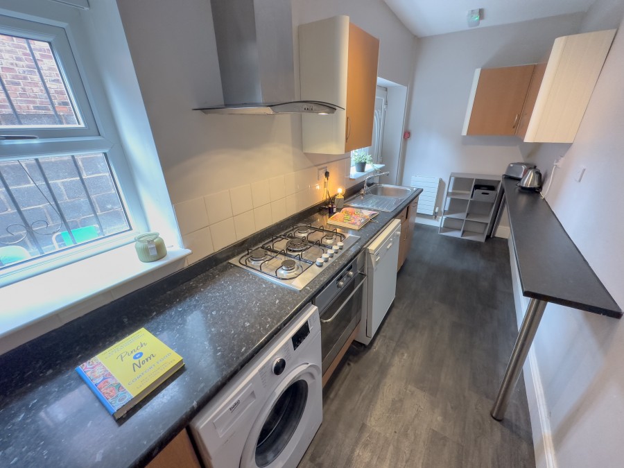 Images for Sheil Road