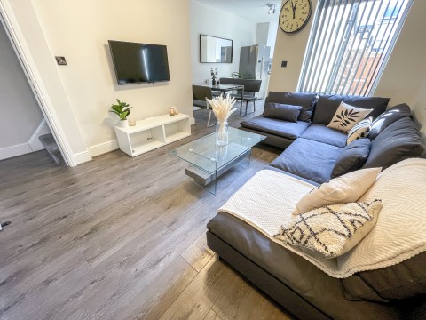 View Full Details for 6DN, L6 6DN